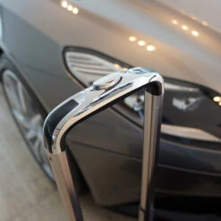 Aston Martin DB11 Coupé (EU) Set Hinterer Kofferraum 3-tlg. 11 Aston Martin DB11 Coupé (EU) Set Hinterer Kofferraum 3-tlg. -Reiseaufbewahrung 1048206 DSC08918