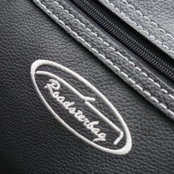 Aston Martin V8 Vantage Roadster Kofferset Kofferraum 3-tlg. 7 Aston Martin V8 Vantage Roadster Kofferset Kofferraum 3-tlg. -Reiseaufbewahrung 1048209 DSC08589