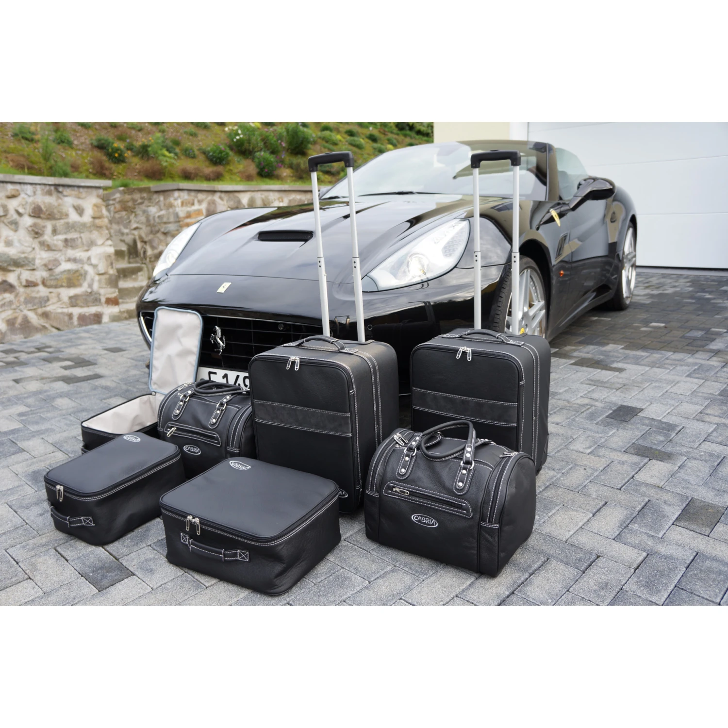 Ferrari California (EU-Version) - 4 Tlg. Kofferset Rückbank 6 Ferrari California (EU-Version) - 4 Tlg. Kofferset Rückbank – Bild 4