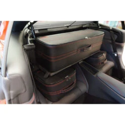 Ferrari Portofino (EU-Version) - 3-tlg. Kofferset Rückbank -Reiseaufbewahrung 1050027 2