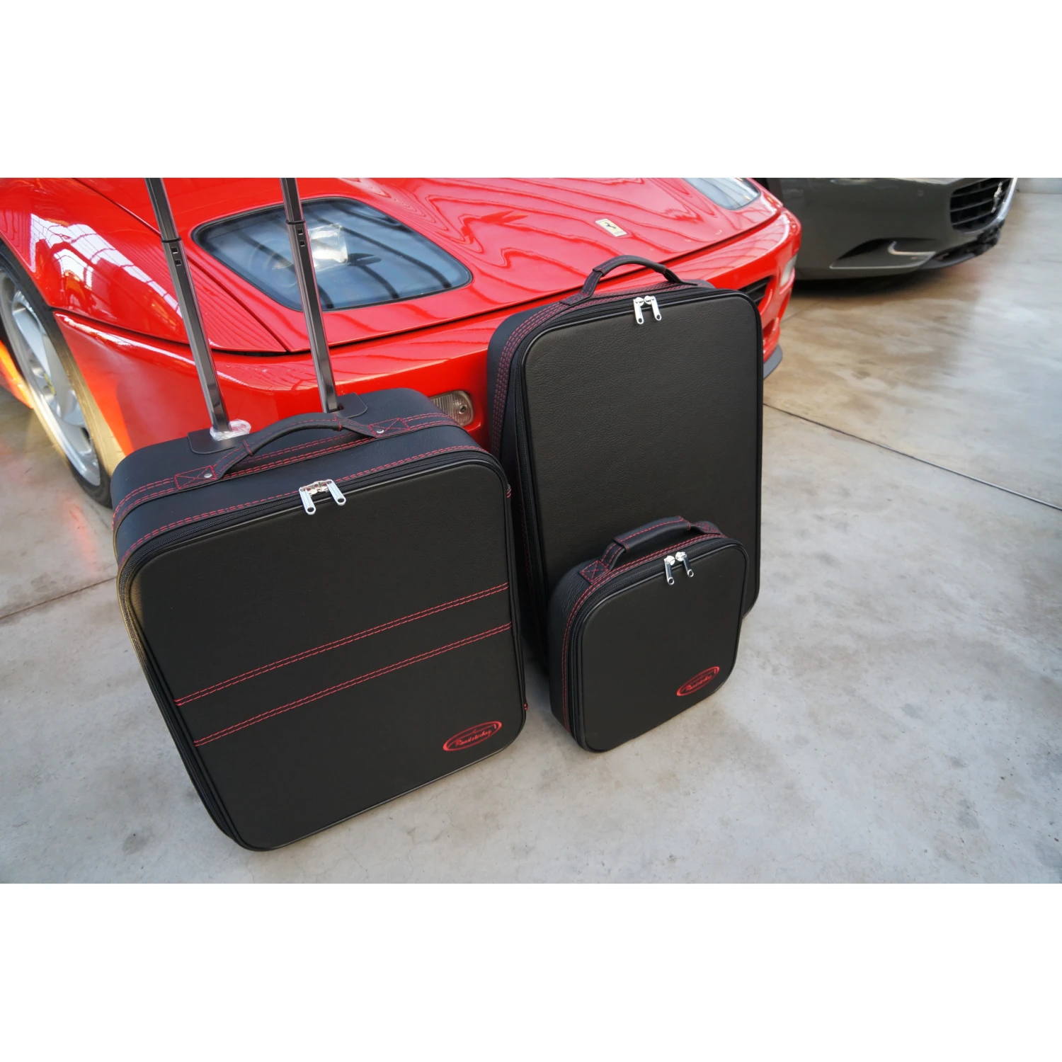 Ferrari 512 Testarossa - 4-tlg. Kofferset Kofferraum 4 Ferrari 512 Testarossa - 4-tlg. Kofferset Kofferraum – Bild 2