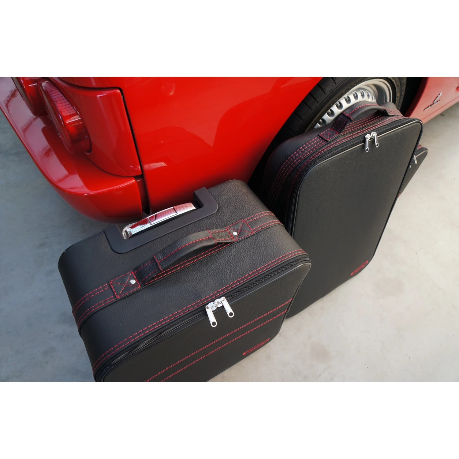 Ferrari 512 Testarossa - 4-tlg. Kofferset Kofferraum 9 Ferrari 512 Testarossa - 4-tlg. Kofferset Kofferraum – Bild 7