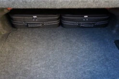 Ford Mustang VI Cabrio Ab 2014 (EU-Version) - 2-tlg. Kofferset Zusatzkoffer Kofferraum - Rote Naht -Reiseaufbewahrung 1050160 4 Art 41