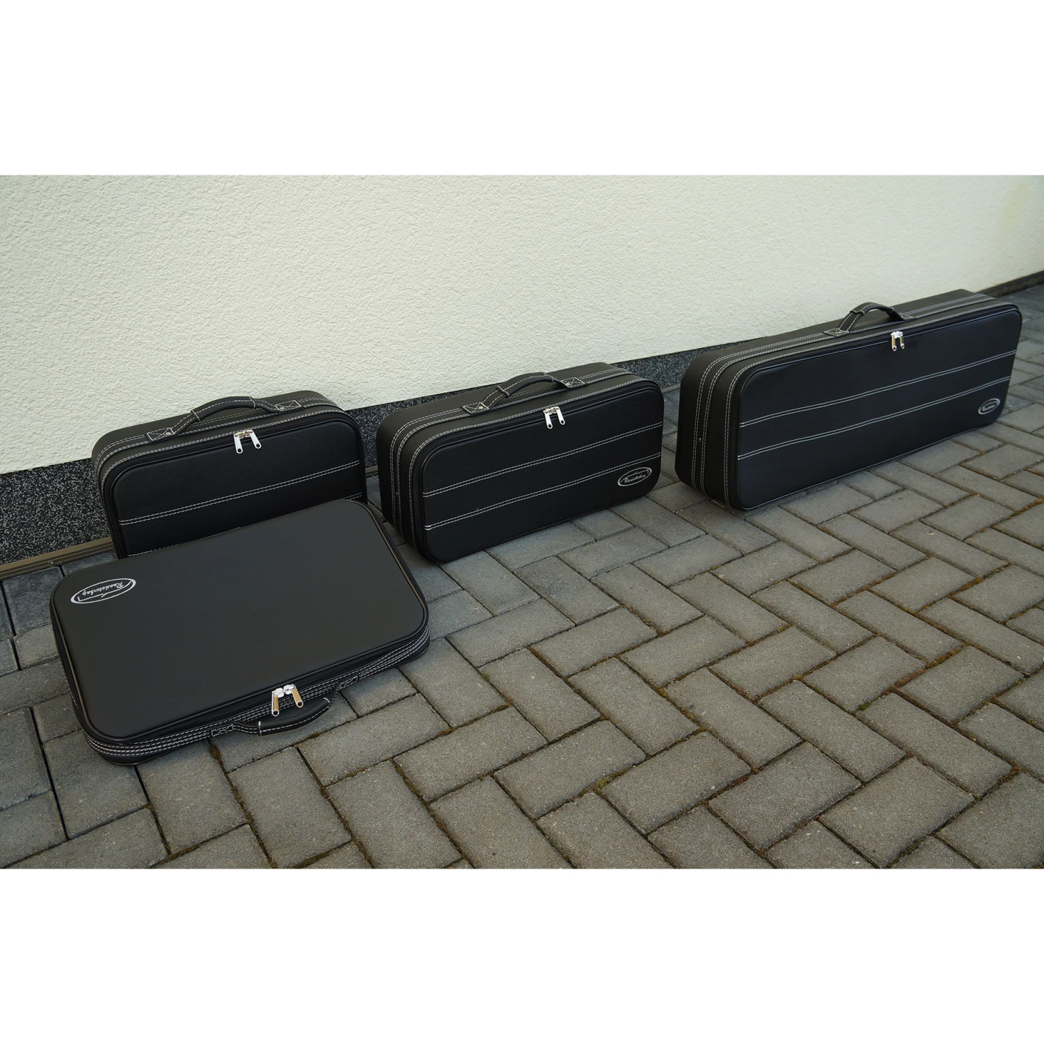 Lamborghini Gallardo Coupé (EU) - 4tlg. Kofferset Kofferraum + Rücksitze 3 Lamborghini Gallardo Coupé (EU) - 4tlg. Kofferset Kofferraum + Rücksitze