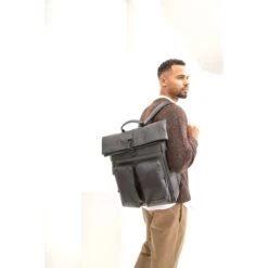 JOST STOCKHOLM Kurierrucksack Mit Fronttasche - Schwarz 19 JOST STOCKHOLM Kurierrucksack Mit Fronttasche - Schwarz -Reiseaufbewahrung 1051438 4698001 Stockholm 13