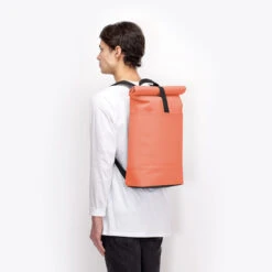 Ucon Acrobatics Rucksack Hajo Medium Lotus - Coral [57-8821] -Reiseaufbewahrung UA 319002578821 4260515659728 Hajo20Medium Backpack Lotus Coral white20background 12
