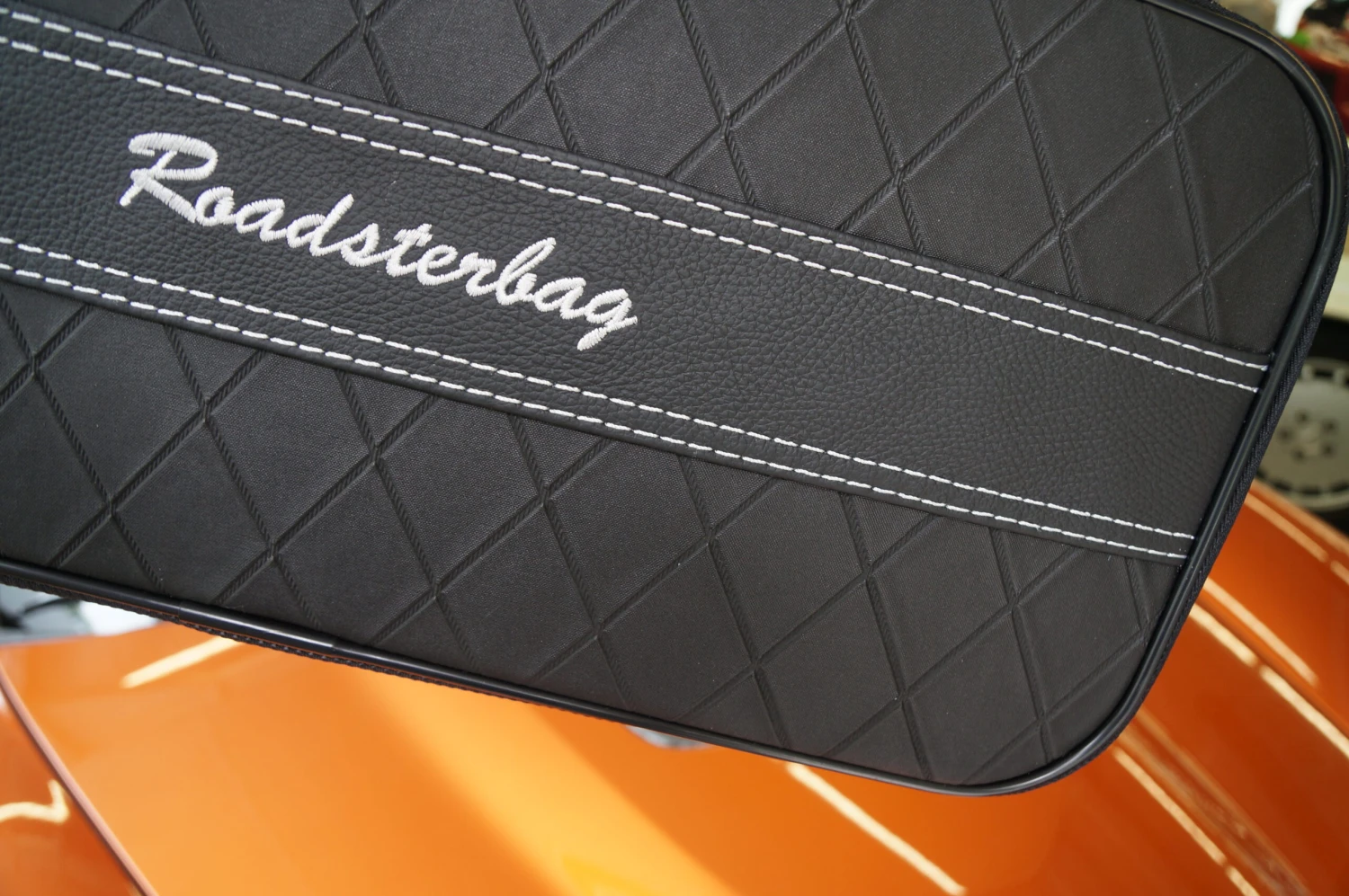 Chevrolet Corvette C6 (EU-Version) - 4-tlg. Kofferset Kofferraum 12 Chevrolet Corvette C6 (EU-Version) - 4-tlg. Kofferset Kofferraum – Bild 10